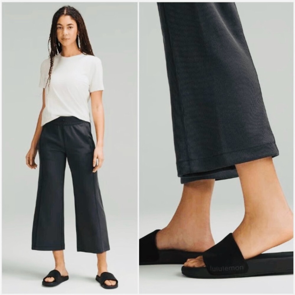 Brand new LuluLemon softstreme cropped rib pants size 12